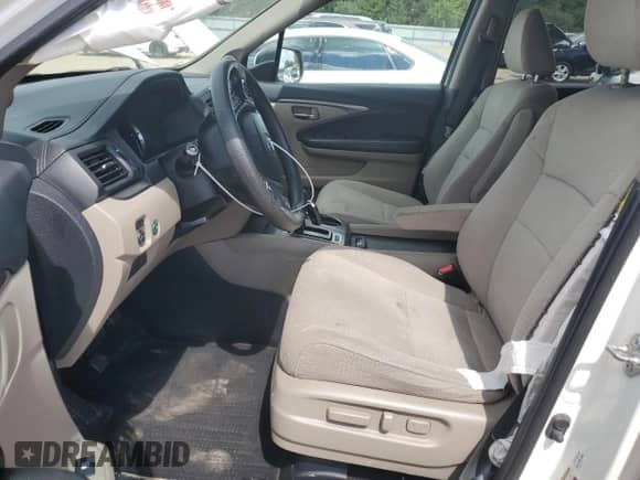 2017 Honda Pilot EX with VIN 5FNYF6H32HB058093, listed as a Copart auction lot 70226885 with 207,003 mi miles and Salvage title. Bid and sale history available at DreamBid. Image 7.