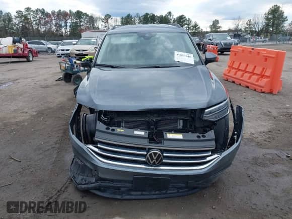 2024 Volkswagen Tiguan S с VIN 3VVRB7AX8RM111008, выставлен на аукционе IAAI как лот 41857646 с пробегом 23 099 миль миль и . История ставок и продаж доступна на DreamBid. Изображение 13.