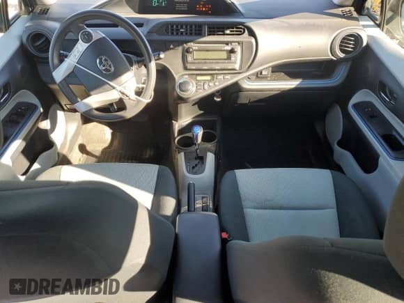 2013 Toyota Prius Two с VIN JTDKDTB36D1042954, выставлен на аукционе Copart как лот 82469075 с пробегом 177 259 миль миль и Списание • Salvage title. История ставок и продаж доступна на DreamBid. Изображение 8.