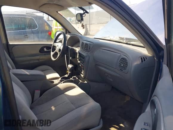 2006 Chevrolet TrailBlazer LT с VIN 1GNDS13S262152056, выставлен на аукционе IAAI как лот 43149579 с пробегом Не указан миль и . История ставок и продаж доступна на DreamBid. Изображение 5.
