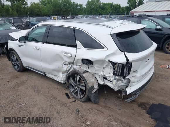 2022 Kia Sorento SX with VIN KNDRJDLH6N5114544, listed as a IAAI auction lot 42538925 with 45,002 mi miles and . Bid and sale history available at DreamBid. Image 3.