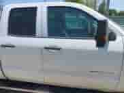 2015 Chevrolet Silverado 2500HD Work Truck z VIN 1GC2KUEG0FZ536905, wystawiony jako IAAI lot #42828973 z przebiegiem 311 106 mil mil oraz . Historia ofert i sprzedaży dostępna na DreamBid. Obrazek 12.