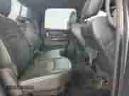 2017 Ram 1500 Limited z VIN 1C6RR7WT2HS665531, wystawiony jako Copart lot #69414175 z przebiegiem 217 012 mil mil oraz Szkoda całkowita • Salvage title. Historia ofert i sprzedaży dostępna na DreamBid. Obrazek 10.