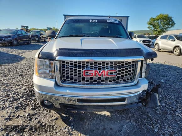 2013 GMC Sierra 1500 SLE z VIN 3GTP2VE73DG191779, wystawiony jako Copart lot #84291085 z przebiegiem 156 115 mil mil oraz Szkoda całkowita • Salvage title. Historia ofert i sprzedaży dostępna na DreamBid. Obrazek 5.