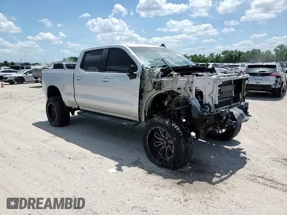 2020 Chevrolet Silverado 1500 LT with VIN 3GCUYDET2LG392807, listed as a Copart auction lot 56096065 with 75,080 mi miles and Salvage title. Bid and sale history available at DreamBid. Image 14.