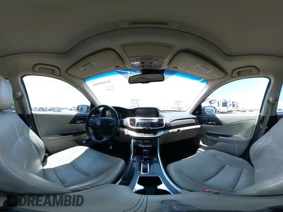 2013 Honda Accord EX-L z VIN 1HGCR2F83DA121697, wystawiony jako IAAI lot #42668606 z przebiegiem 122 289 mil mil oraz . Historia ofert i sprzedaży dostępna na DreamBid. Obrazek 19.