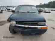 1999 Chevrolet Blazer LS z VIN 1GNCS13W0X2133425, wystawiony jako Copart lot #81930324 z przebiegiem 224 669 mil mil oraz Szkoda całkowita • Salvage title. Historia ofert i sprzedaży dostępna na DreamBid. Obrazek 5.