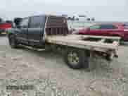 2003 Chevrolet Silverado 2500HD LS с VIN 1GCHK23183F208335, выставлен на аукционе Copart как лот 80215095 с пробегом 304 088 миль миль и Чистый • Clean title. История ставок и продаж доступна на DreamBid. Изображение 2.