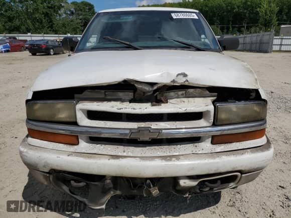 2003 Chevrolet Blazer LS с VIN 1GNDT13X13K180337, выставлен на аукционе Copart как лот 68780605 с пробегом Не указан миль и Чистый • Clean title. История ставок и продаж доступна на DreamBid. Изображение 5.