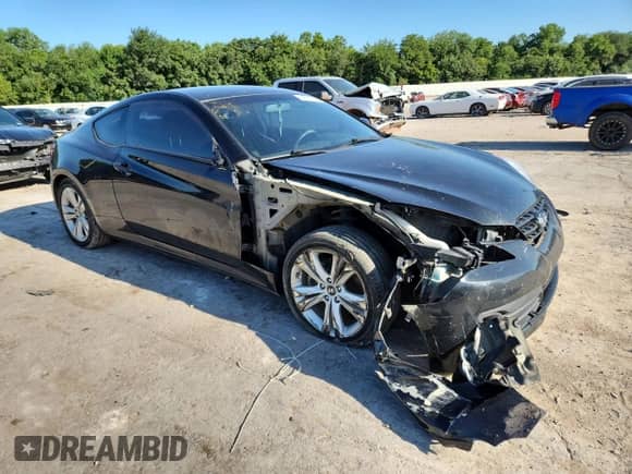 2011 Hyundai Genesis Coupe с VIN KMHHT6KD3BU063629, выставлен на аукционе Copart как лот 64119705 с пробегом 112 680 миль миль и Списание • Salvage title. История ставок и продаж доступна на DreamBid. Изображение 4.