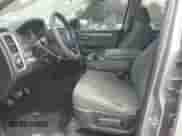 2020 Ram 1500 SLT z VIN 1C6RR7TT3LS101318, wystawiony jako Copart lot #71127345 z przebiegiem 120 316 mil mil oraz Szkoda całkowita • Salvage title. Historia ofert i sprzedaży dostępna na DreamBid. Obrazek 7.