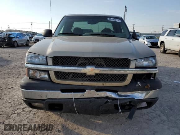 2005 Chevrolet Silverado 1500 LS with VIN 2GCEC19V251201136, listed as a Copart auction lot 86497015 with 236,200 mi miles and Salvage title. Bid and sale history available at DreamBid. Image 5.