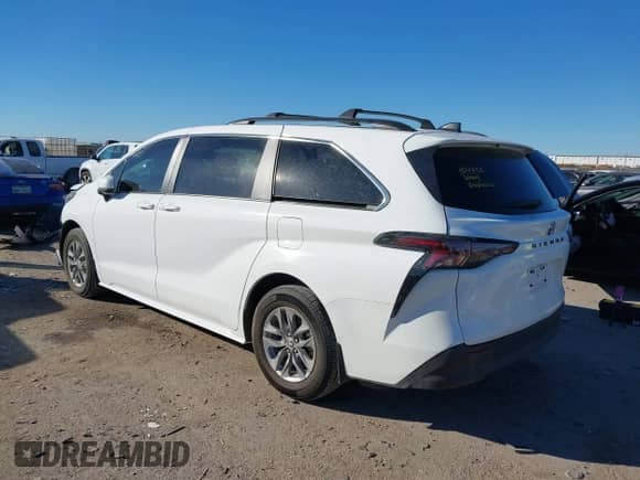 2024 Toyota Sienna LE with VIN 5TDBRKEC0RS217006, listed as a IAAI auction lot 41389239 with 23,983 mi miles and . Bid and sale history available at DreamBid. Image 3.