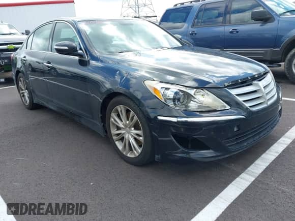 2014 Hyundai Genesis 3.8L с VIN KMHGC4DD0EU264227, выставлен на аукционе IAAI как лот 42623185 с пробегом 167 680 миль миль и . История ставок и продаж доступна на DreamBid. Изображение 1.