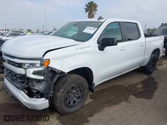 2024 Chevrolet Silverado 1500 RST z VIN 1GCPDEEK0RZ110808, wystawiony jako IAAI lot #42485588 z przebiegiem 34 652 mil mil oraz . Historia ofert i sprzedaży dostępna na DreamBid. Obrazek 2.