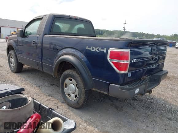 2009 Ford F-150 XL with VIN 1FTRF14W39KB06342, listed as a IAAI auction lot 43154211 with 122,162 mi miles and . Bid and sale history available at DreamBid. Image 3.