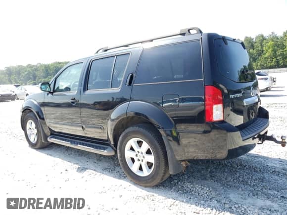 2008 Nissan Pathfinder SE with VIN 5N1AR18U28C632771, listed as a Copart auction lot 62082235 with 199,812 mi miles and Salvage title. Bid and sale history available at DreamBid. Image 2.