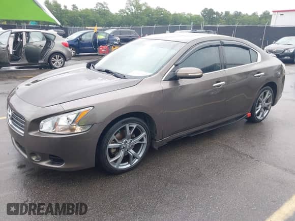 2014 Nissan Maxima S с VIN 1N4AA5AP2EC455230, выставлен на аукционе IAAI как лот 42413381 с пробегом 182 766 миль миль и . История ставок и продаж доступна на DreamBid. Изображение 17.