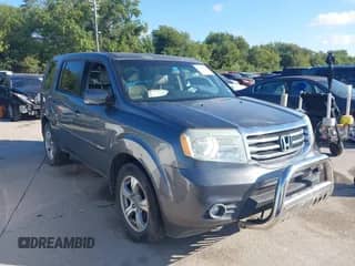 2013 Honda Pilot EX-L with VIN 5FNYF3H55DB015104, listed as a IAAI auction lot 43291700 with 176,544 mi miles and . Bid and sale history available at DreamBid. Image 1.