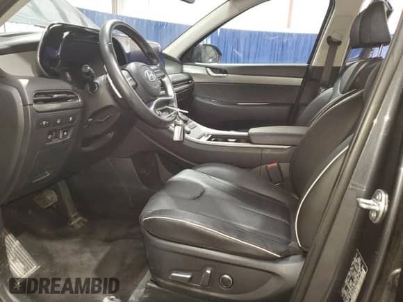 2024 Hyundai Palisade XRT with VIN KM8R3DGE5RU713632, listed as a Copart auction lot 68486365 with 27,886 mi miles and Clean title. Bid and sale history available at DreamBid. Image 7.