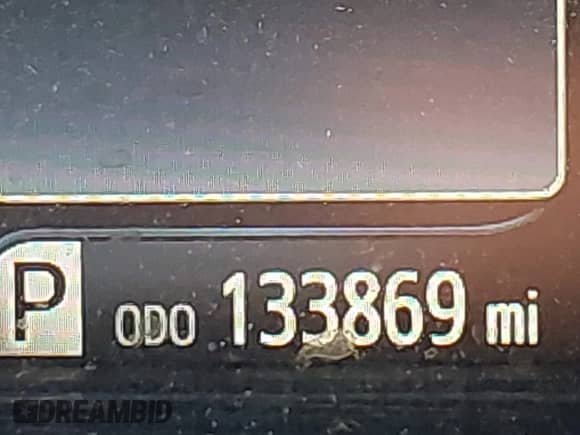 2016 Toyota Camry LE z VIN 4T1BD1FKXGU178346, wystawiony jako IAAI lot #43326000 z przebiegiem 133 869 mil mil oraz . Historia ofert i sprzedaży dostępna na DreamBid. Obrazek 16.