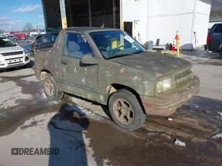 2000 Chevrolet Tracker с VIN 2CNBJ18C8Y6916224, выставлен на аукционе IAAI как лот 41564709 с пробегом 213 470 миль миль и . История ставок и продаж доступна на DreamBid. Изображение 1.