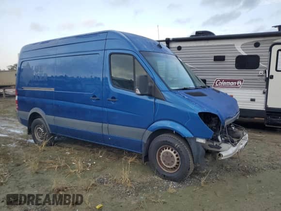2007 Dodge Sprinter with VIN WD0PE745775161111, listed as a Copart auction lot 76955184 with 168,215 mi miles and Salvage title. Bid and sale history available at DreamBid. Image 4.