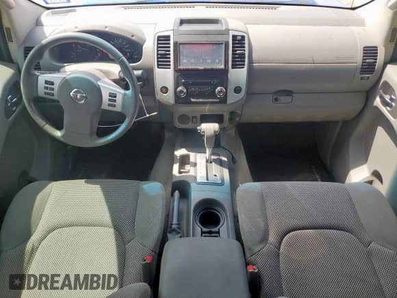 2014 Nissan Frontier Desert Runner z VIN 1N6AD0ER0EN746102, wystawiony jako Copart lot #58553385 z przebiegiem 59 313 mil mil oraz Szkoda całkowita • Salvage title. Historia ofert i sprzedaży dostępna na DreamBid. Obrazek 8.