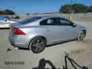 2012 Volvo S60 T5 с VIN YV1622FS1C2102533, выставлен на аукционе Copart как лот 84743595 с пробегом 124 756 миль миль и Списание • Salvage title. История ставок и продаж доступна на DreamBid. Изображение 3.