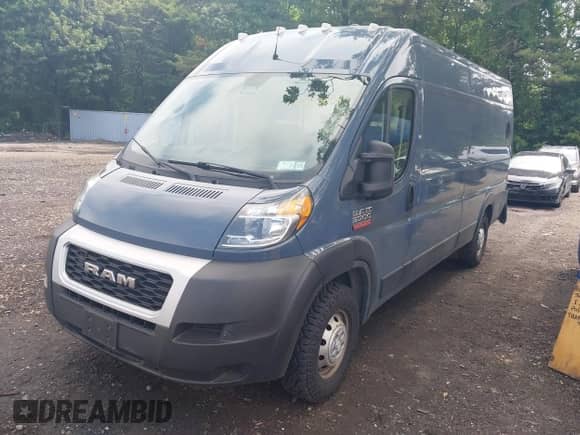 2019 Ram ProMaster Cargo with VIN 3C6URVJG6KE551731, listed as a IAAI auction lot 42573029 with 69,064 mi miles and . Bid and sale history available at DreamBid. Image 18.