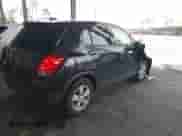 2020 Chevrolet Trax LS с VIN KL7CJKSB0LB319439, выставлен на аукционе IAAI как лот 42703115 с пробегом 101 579 миль миль и . История ставок и продаж доступна на DreamBid. Изображение 4.