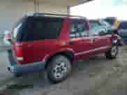 1996 Chevrolet Blazer z VIN 1GNDT13W8T2264162, wystawiony jako Copart lot #62783675 z przebiegiem 91 835 mil mil oraz Szkoda całkowita • Salvage title. Historia ofert i sprzedaży dostępna na DreamBid. Obrazek 3.