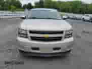 2009 Chevrolet Tahoe z VIN 1GNFC13539R120163, wystawiony jako Copart lot #58721595 z przebiegiem 183 307 mil mil oraz Czysty tytuł • Clean title. Historia ofert i sprzedaży dostępna na DreamBid. Obrazek 5.