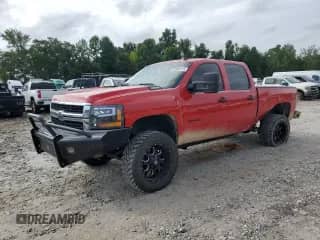 2009 Chevrolet Silverado 2500HD LTZ with VIN 1GCHK63619F175027, listed as a Copart auction lot 66954215 with 304,546 mi miles and Salvage title. Bid and sale history available at DreamBid. Image 1.