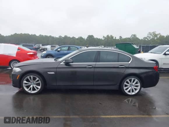 2015 BMW 5 Series 535i xDrive with VIN WBA5B3C56FD541187, listed as a IAAI auction lot 43321705 with 170,307 mi miles and . Bid and sale history available at DreamBid. Image 14.