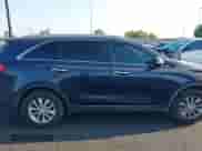 2018 Kia Sorento LX with VIN 5XYPG4A59JG360942, listed as a IAAI auction lot 42756106 with 147,975 mi miles and . Bid and sale history available at DreamBid. Image 14.