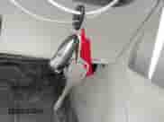 2005 Chevrolet Equinox LS z VIN 2CNDL13F656010556, wystawiony jako IAAI lot #42962999 z przebiegiem 190 520 mil mil oraz . Historia ofert i sprzedaży dostępna na DreamBid. Obrazek 11.