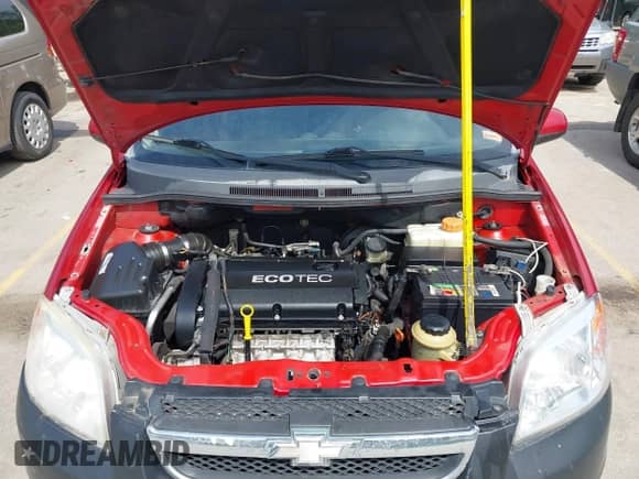 2010 Chevrolet Aveo 1LT z VIN KL1TD5DE9AB119215, wystawiony jako IAAI lot #43130721 z przebiegiem 157 438 mil mil oraz . Historia ofert i sprzedaży dostępna na DreamBid. Obrazek 10.