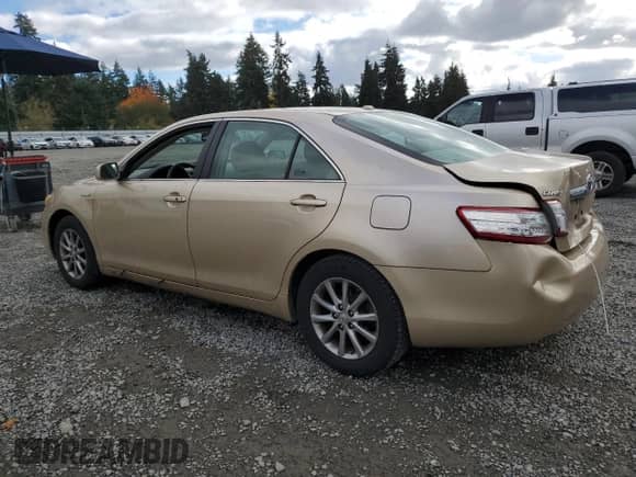 2010 Toyota Camry with VIN 4T1BB3EK5AU125189, listed as a Copart auction lot 86691435 with 177,733 mi miles and Salvage title. Bid and sale history available at DreamBid. Image 2.