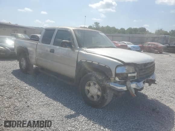 2006 GMC Sierra 1500 SLE1 with VIN 1GTEK19B86Z129666, listed as a Copart auction lot 62762165 with 299,192 mi miles and Salvage title. Bid and sale history available at DreamBid. Image 4.