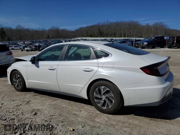 2022 Hyundai Sonata Blue с VIN KMHL24JJ7NA041566, выставлен на аукционе Copart как лот 48914475 с пробегом 81 289 миль миль и Списание • Salvage title. История ставок и продаж доступна на DreamBid. Изображение 2.