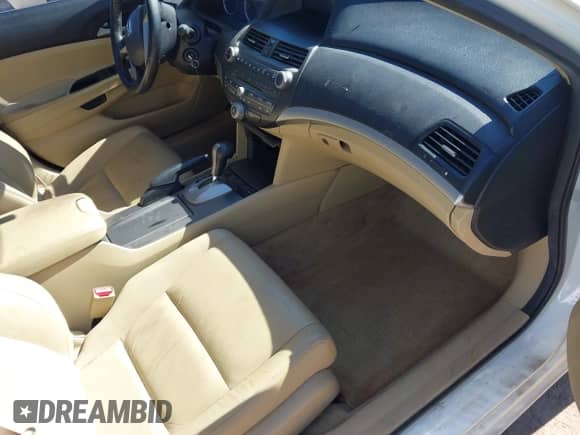 2011 Honda Accord SE z VIN 1HGCP2F6XBA088635, wystawiony jako IAAI lot #43404679 z przebiegiem 148 513 mil mil oraz . Historia ofert i sprzedaży dostępna na DreamBid. Obrazek 5.