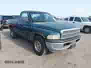 2001 Dodge 1500 Work Special z VIN 1B7HC16X71S351921, wystawiony jako IAAI lot #42642843 z przebiegiem 301 664 mil mil oraz . Historia ofert i sprzedaży dostępna na DreamBid. Obrazek 1.