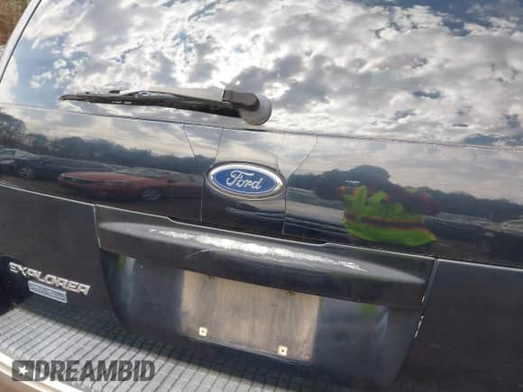 2004 Ford Explorer Eddie Bauer with VIN 1FMZU64K84UB60759, listed as a IAAI auction lot 41566842 with 224,831 mi miles and . Bid and sale history available at DreamBid. Image 6.