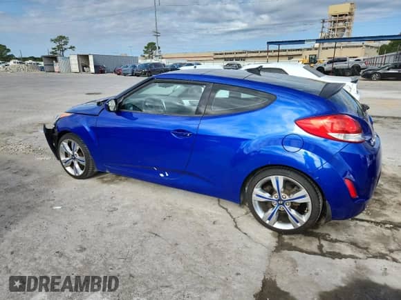 2014 Hyundai Veloster с VIN KMHTC6AD4EU182774, выставлен на аукционе Copart как лот 86715985 с пробегом 183 273 миль миль и Списание • Salvage title. История ставок и продаж доступна на DreamBid. Изображение 2.