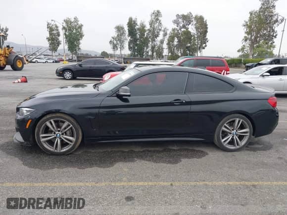 2018 BMW 4 Series 440i с VIN WBA4W7C50JAB87722, выставлен на аукционе IAAI как лот 42025149 с пробегом 59 157 миль миль и . История ставок и продаж доступна на DreamBid. Изображение 14.