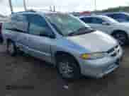 1999 Dodge Caravan SE with VIN 1B4GP44G1XB884423, listed as a IAAI auction lot 43298909 with 225,607 mi miles and . Bid and sale history available at DreamBid. Image 1.