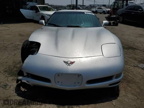 2003 Chevrolet Corvette Z06 z VIN 1G1YY12S935105216, wystawiony jako Copart lot #68721585 z przebiegiem 99 972 mil mil oraz Szkoda całkowita • Salvage title. Historia ofert i sprzedaży dostępna na DreamBid. Obrazek 5.