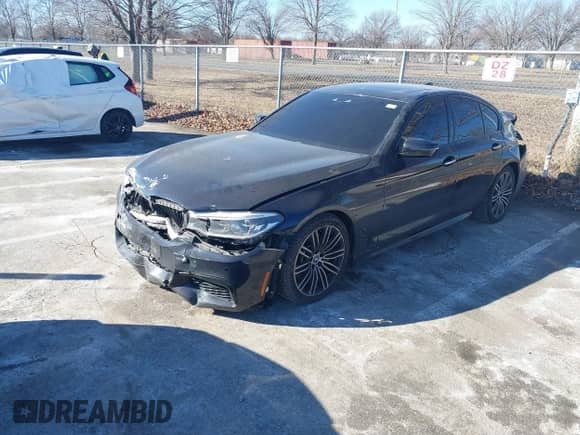 2017 BMW 5 Series 540i с VIN WBAJE5C30HG913611, выставлен на аукционе IAAI как лот 41469977 с пробегом 124 577 миль миль и . История ставок и продаж доступна на DreamBid. Изображение 18.