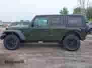 2021 Jeep Wrangler Unlimited 80th Anniversary с VIN 1C4HJXDG0MW713628, выставлен на аукционе IAAI как лот 43114800 с пробегом 92 265 миль миль и . История ставок и продаж доступна на DreamBid. Изображение 14.